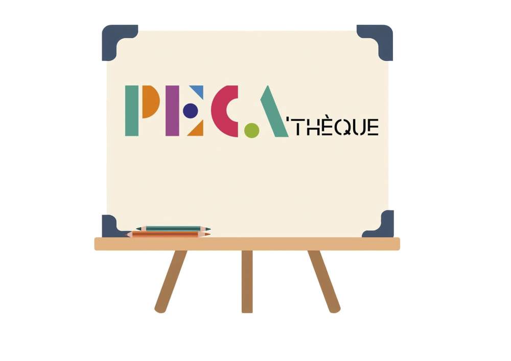 Tableau blanc avec la mention "PECAthèque"